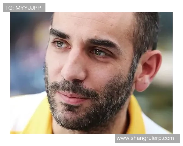 足球明星谭飞明的传奇人生与赛场背后的故事揭秘 足球明星谭飞明的传奇人生与赛场背后的故事揭秘