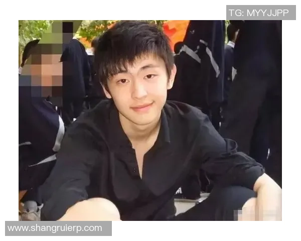 鹿晗在足球领域的成就与影响力分析及其明星级别评估 鹿晗在足球领域的成就与影响力分析及其明星级别评估